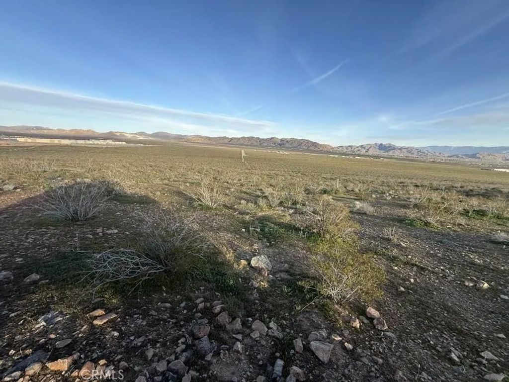 Photo of 0 UnKnown Street Name, Apple Valley, CA 92308 (MLS # HD26017761)