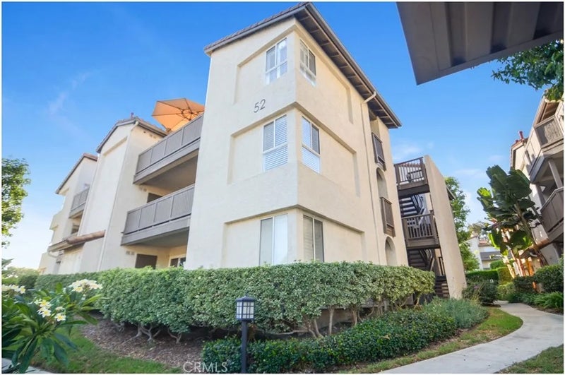 52 Corniche Dr F