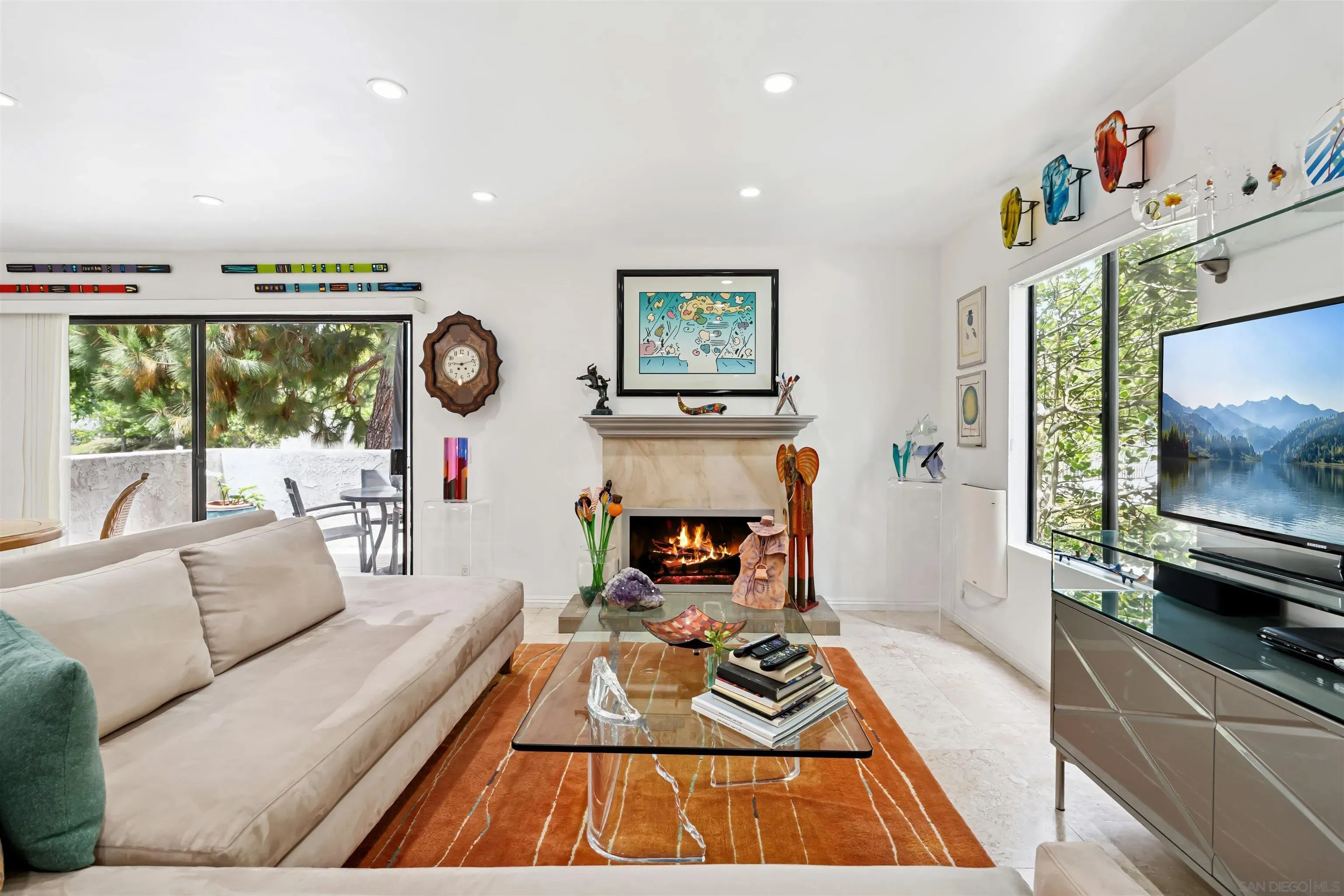 La Jolla, California 92037, United States, 2 Bedrooms Bedrooms, ,3 BathroomsBathrooms,Residential,Active,165182