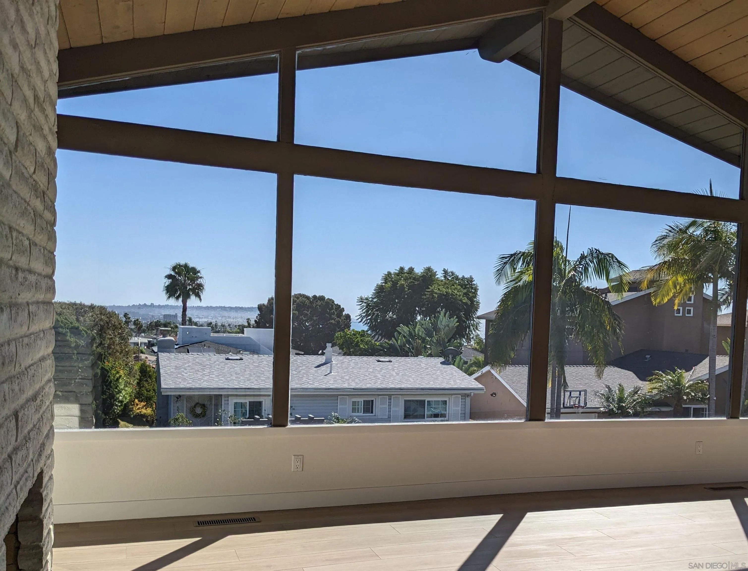 934 Candlelight Place