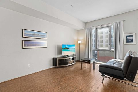 Tiny photo for 445 Island Avenue #404, San Diego, CA 92101 (MLS # 260006734)
