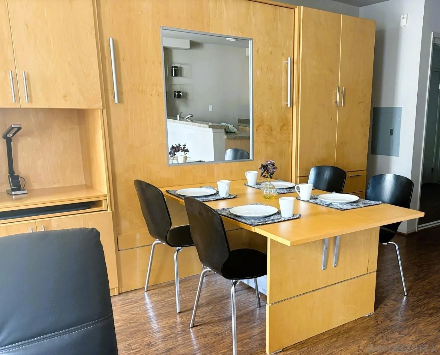 445 Island Avenue 404