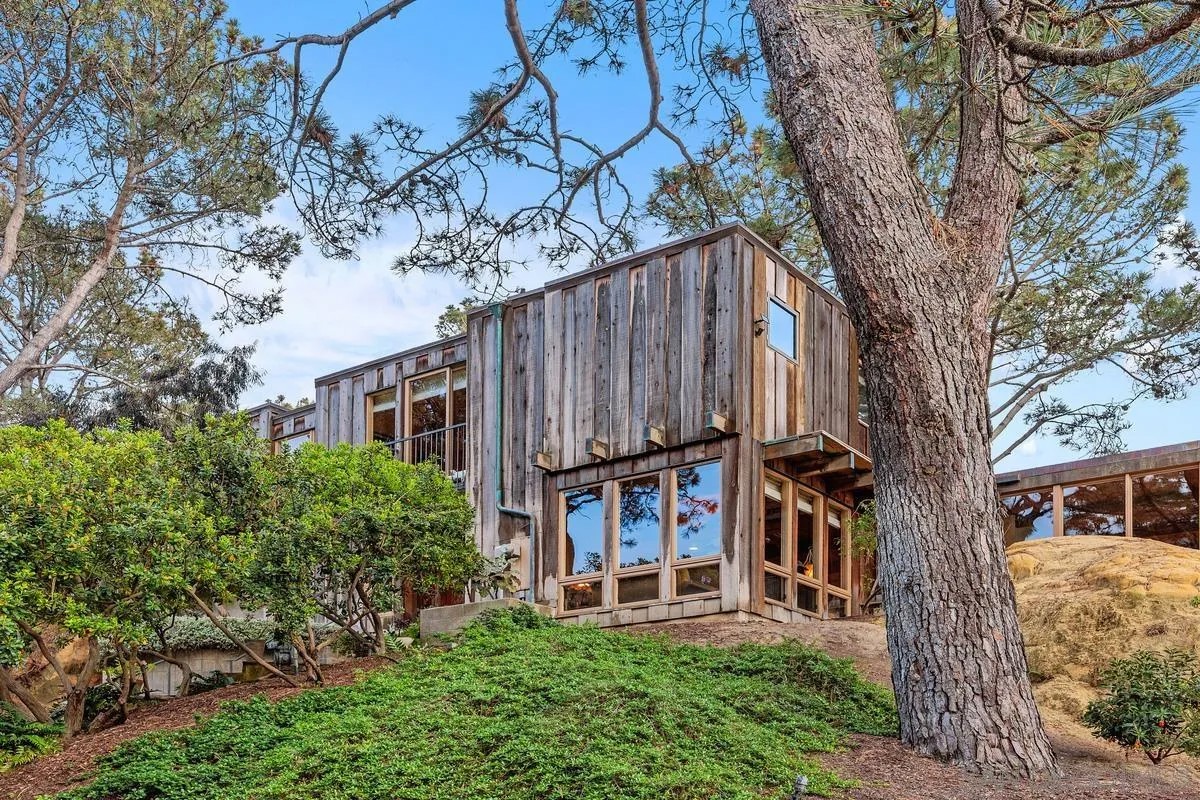 367 Pine Needles Dr