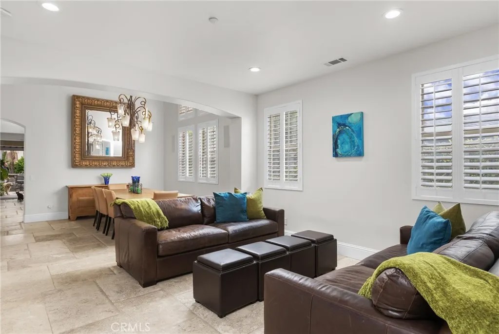 137 Beachcomber Drive