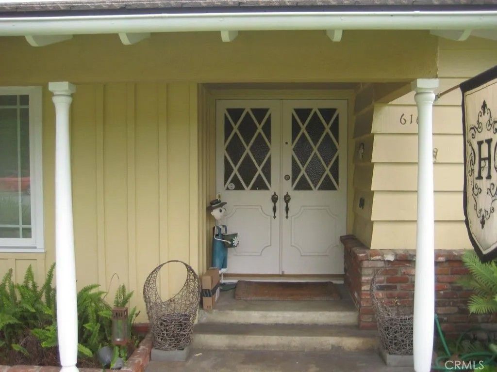 Photo of 616 W Woodruff Ave, Arcadia, CA 91007 (MLS # TR25279679)