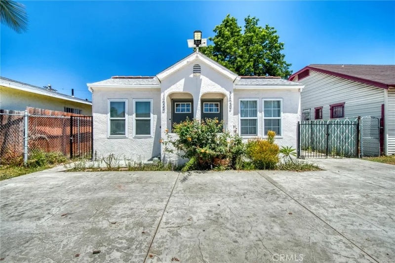 1423 W 65th