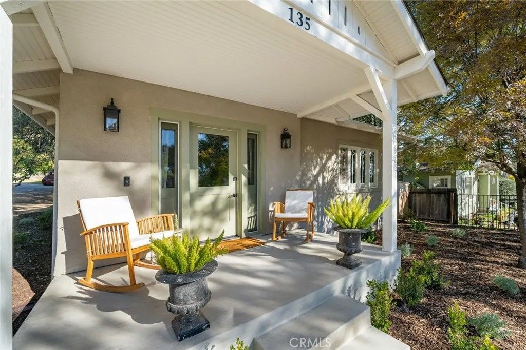 Photo of 135 18th Street, Paso Robles, CA 93446 (MLS # SC26059472)