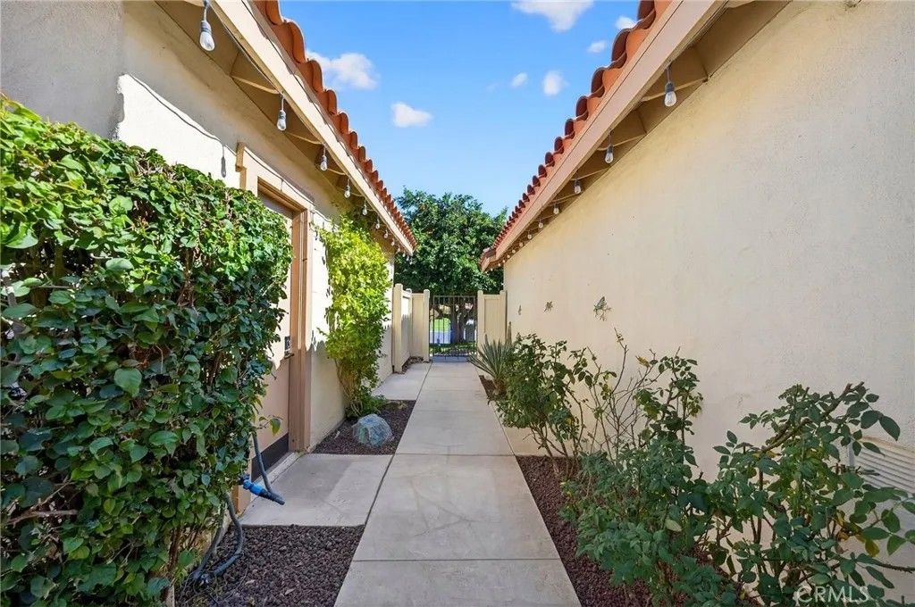 Photo of 259 Santa Barbara Cir, Palm Desert, CA 92260 (MLS # OC26026200)