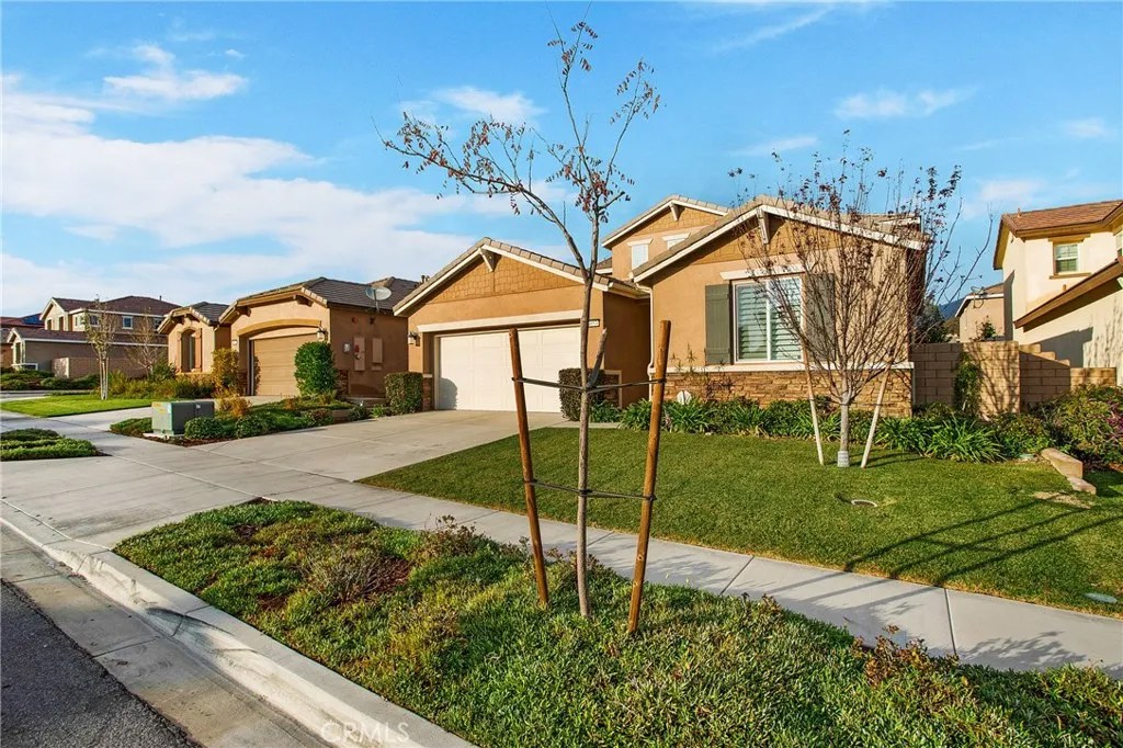 4053 Blackberry Drive