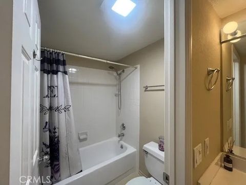 Tiny photo for 5837 Oak Bend Ln #311, Oak Park, CA 91377 (MLS # SR25231132)