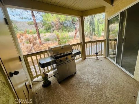 Tiny photo for 5837 Oak Bend Ln #311, Oak Park, CA 91377 (MLS # SR25231132)