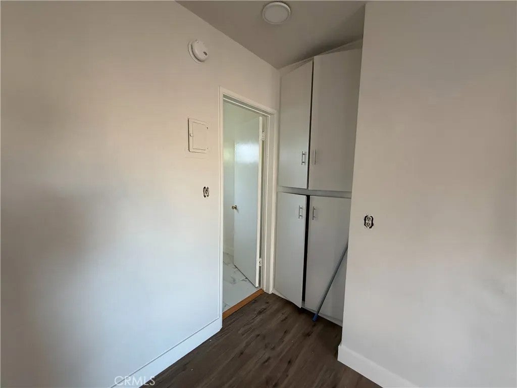 Photo of 14154 Roscoe BLVD, Los Angeles, CA 91402 (MLS # PF26199909)