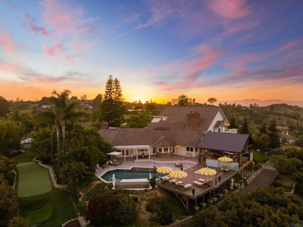 4938 San Jacinto Circle East