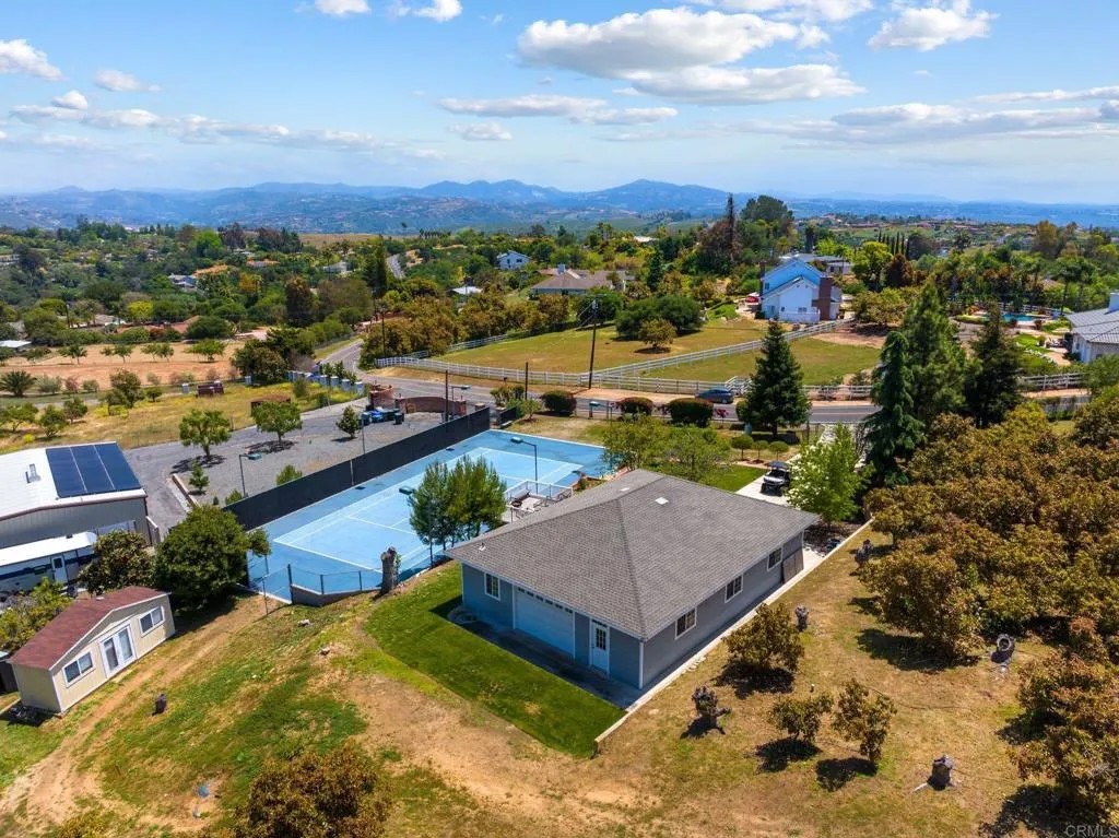 4938 San Jacinto Circle East