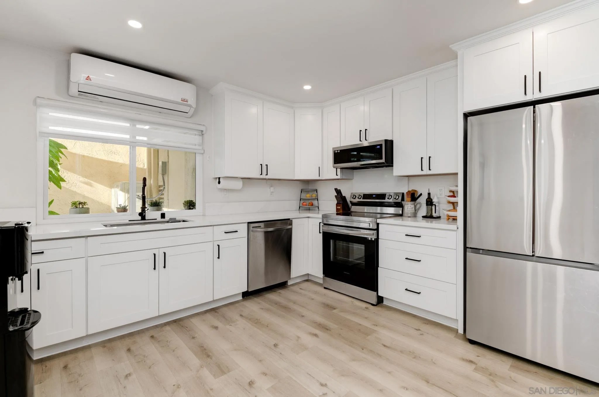 10744 Caminito Bravura