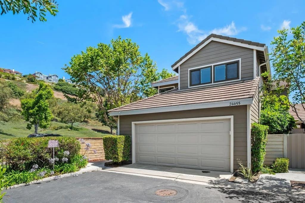 Photo of 24455 Sutton Lane, Laguna Niguel, CA 92677 (MLS # 260014195)