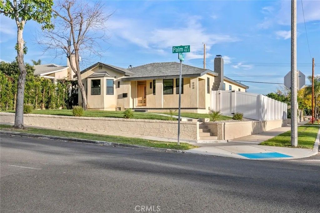 Photo of 900 E Palm Avenue, Burbank, CA 91501 (MLS # GD26009886)