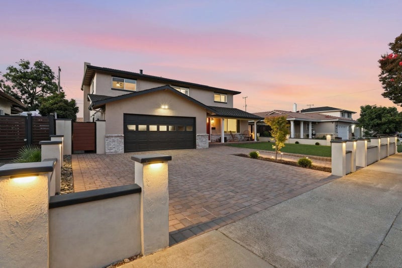 767 Maria Way