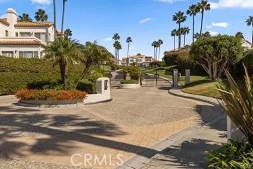 Photo of 62 Tennis Villas Dr, Dana Point, CA 92629 (MLS # OC26092907)