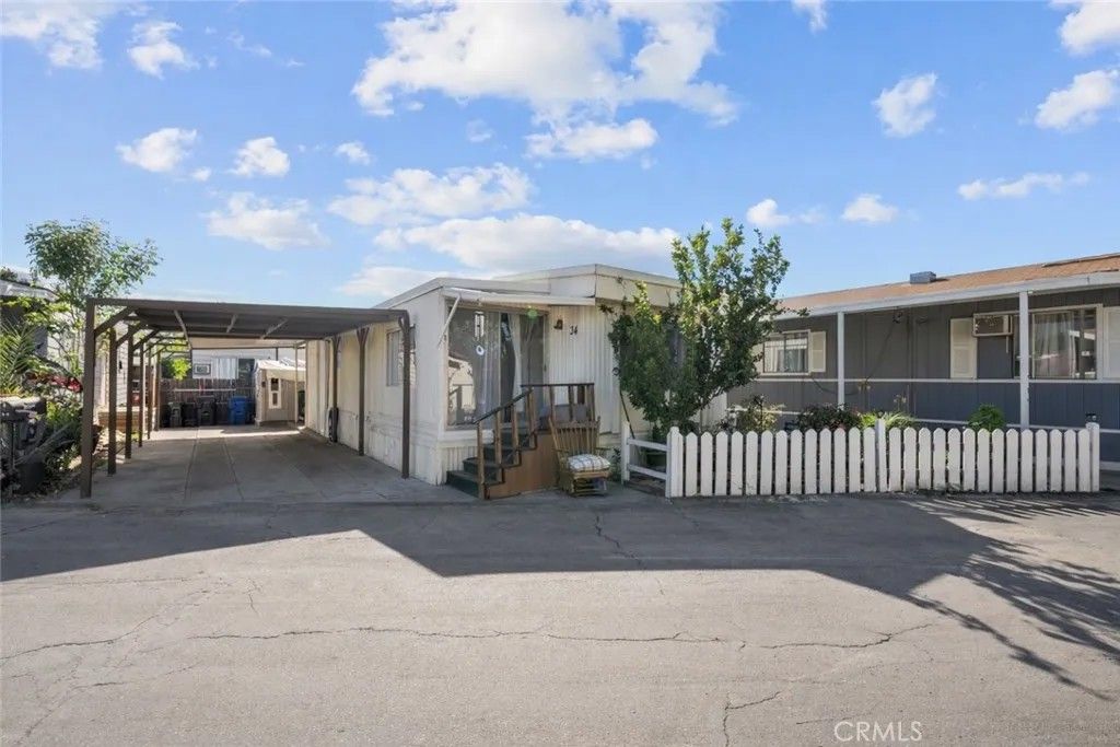 Photo of 18540 Soledad Canyon #34, Canyon Country, CA 91351 (MLS # SR26084169)