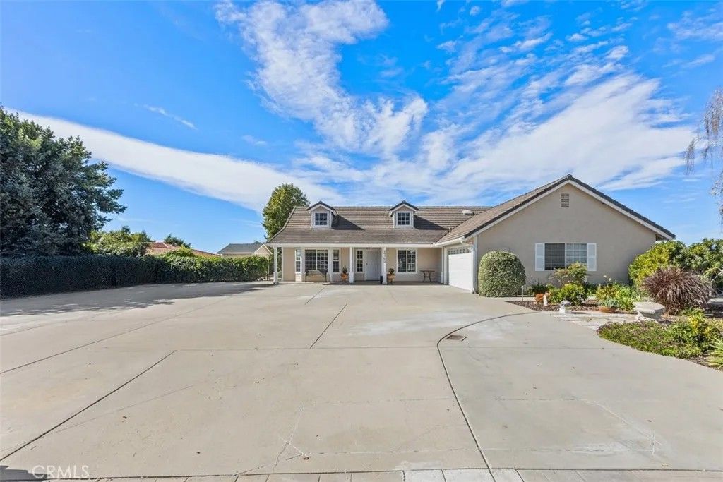 Photo of 1765 Armadale Road, Fallbrook, CA 92028 (MLS # ND25281559)