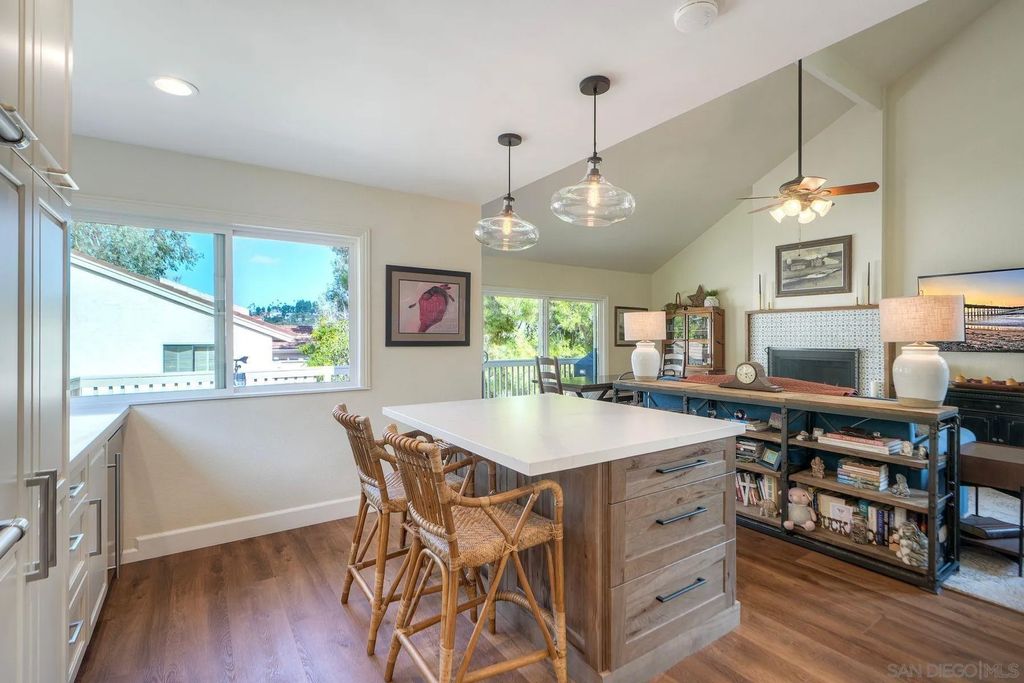 Photo of 4336 Caminito De La Escena, San Diego, CA 92108 (MLS # 250041218)