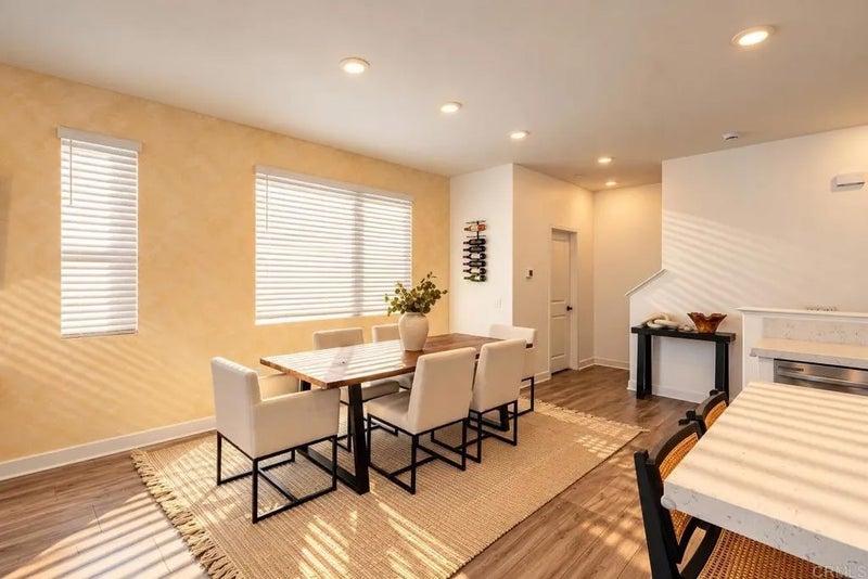 812 Makani St 2
