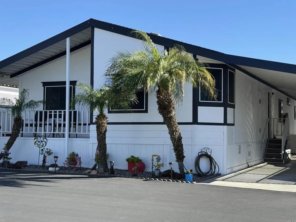 Photo of 1401 El Norte #64 Parkway, San Marcos, CA 92069 (MLS # NDP2600592)