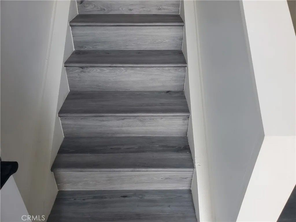 Photo of 10654 White Oak Dr, Riverside, CA 92505 (MLS # PW25267815)