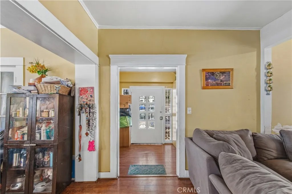 1244 W Martin Luther King Jr