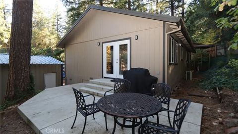 Tiny photo for 15815 Bottle Rock Rd, Cobb, CA 95426 (MLS # LC25247093)