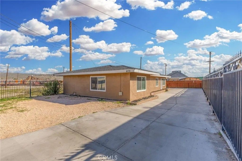 Photo of 409 N 3rd Avenue, Barstow, CA 92311 (MLS # IG26029494)