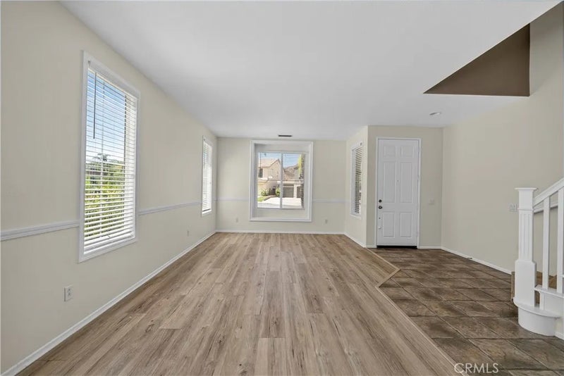 28454 Cascade