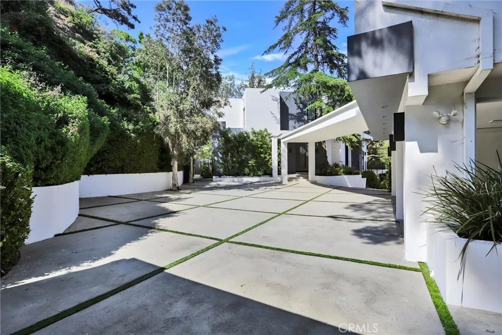 2341 Zorada Court