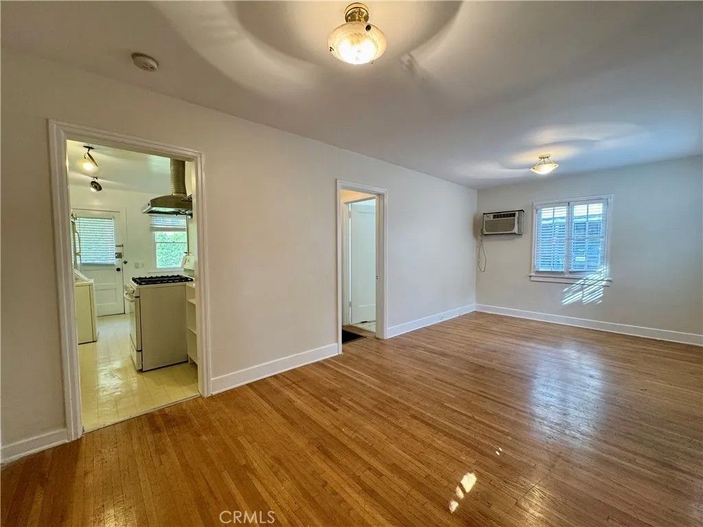 Photo of 1714 Gillette Crescent #C, South Pasadena, CA 91030 (MLS # WS25280825)