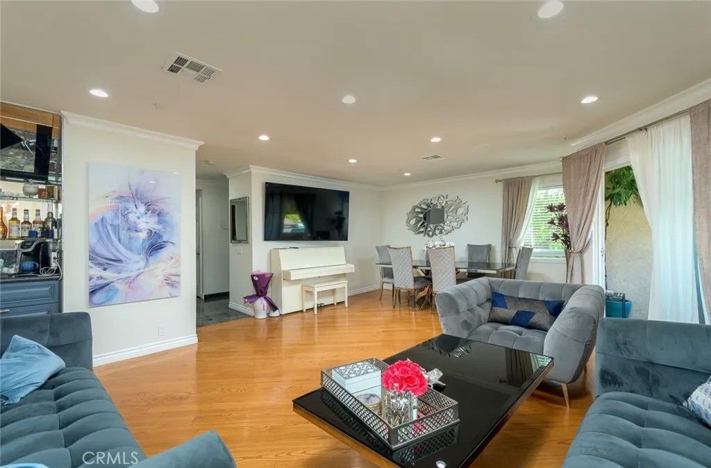 Photo of 1421 5th St, Glendale, CA 91201 (MLS # GD26088790)