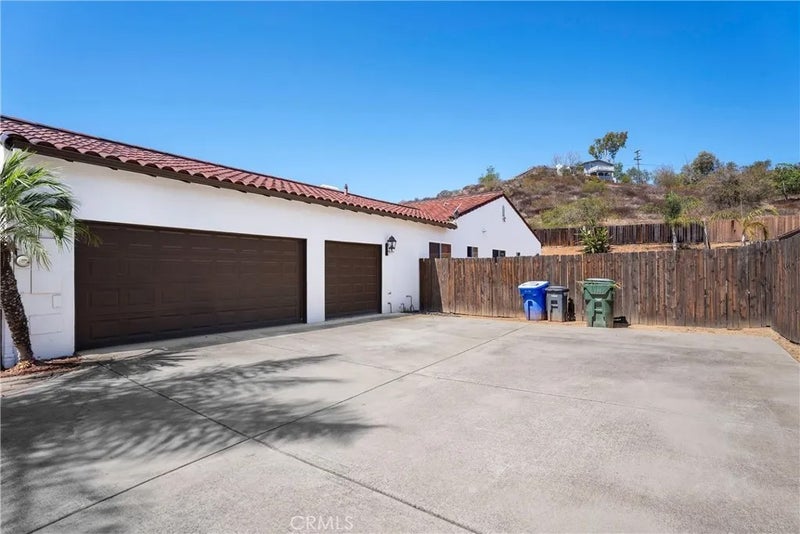 925 Valley