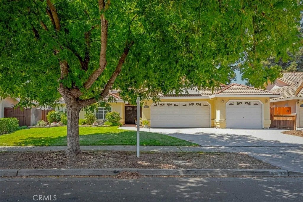 3433 Paseo Verde
