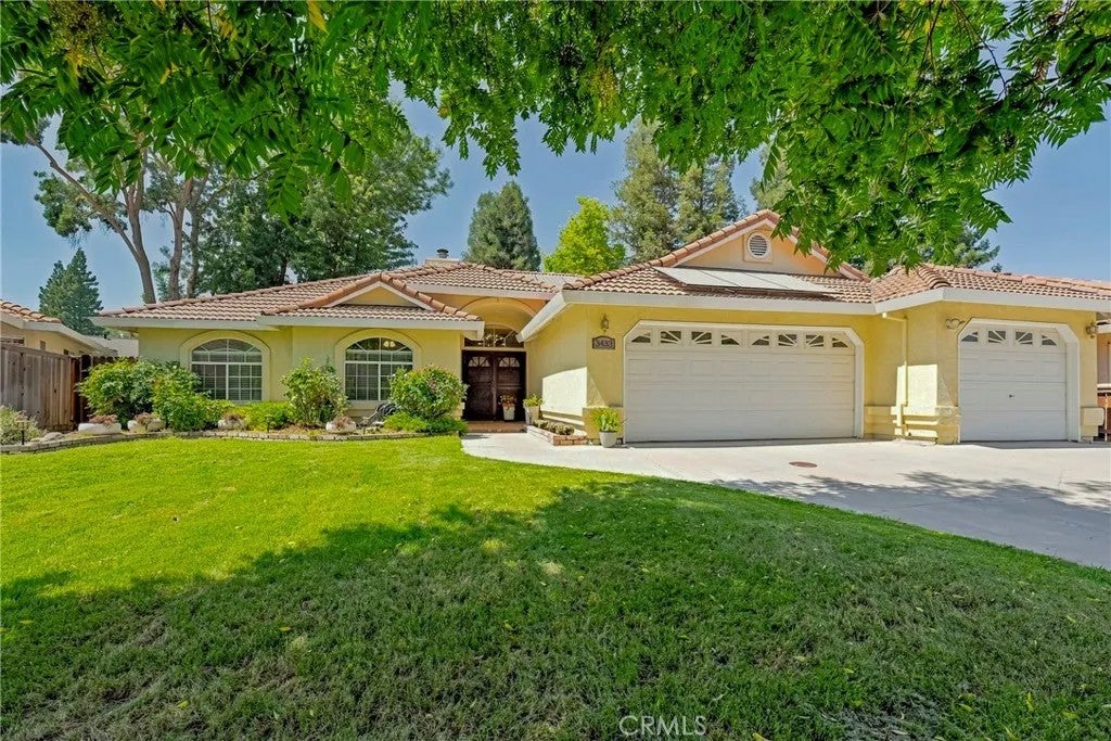 3433 Paseo Verde