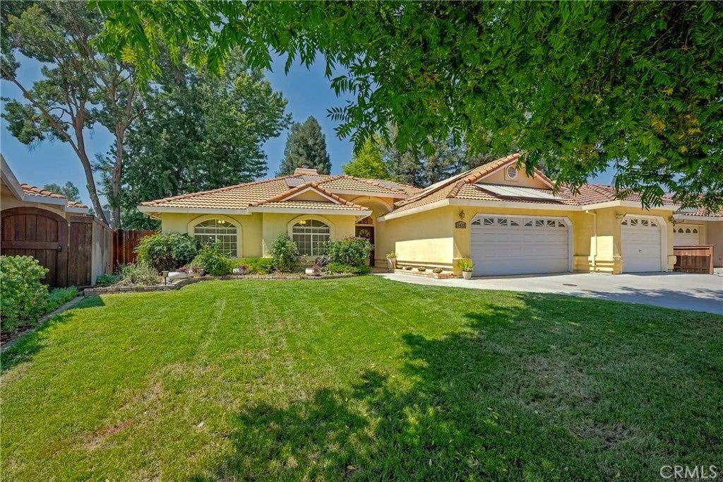 3433 Paseo Verde