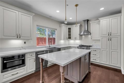 Tiny photo for 4028 Landau Ct, Riverside, CA 92506 (MLS # IV25216449)