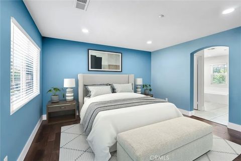 Tiny photo for 4028 Landau Ct, Riverside, CA 92506 (MLS # IV25216449)