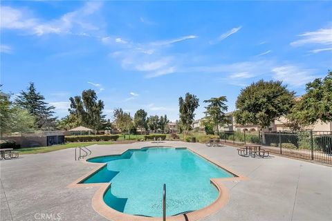 Tiny photo for 4028 Landau Ct, Riverside, CA 92506 (MLS # IV25216449)