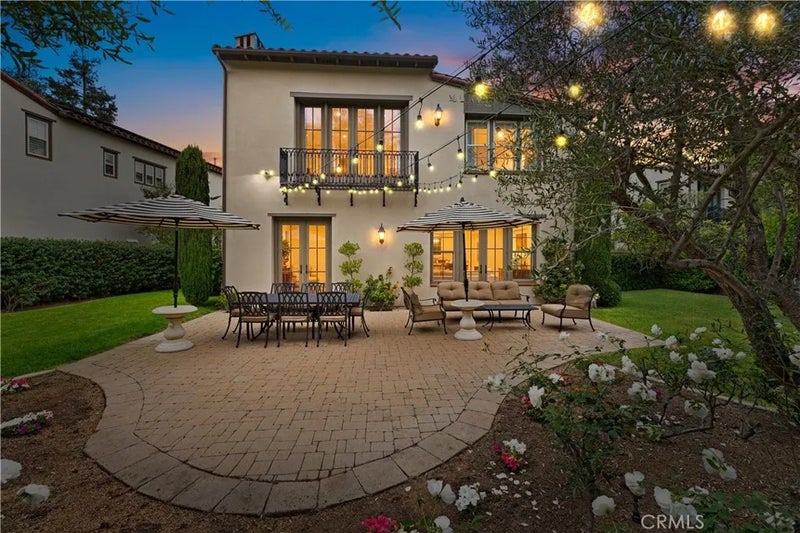 26 VIEW TERRACE