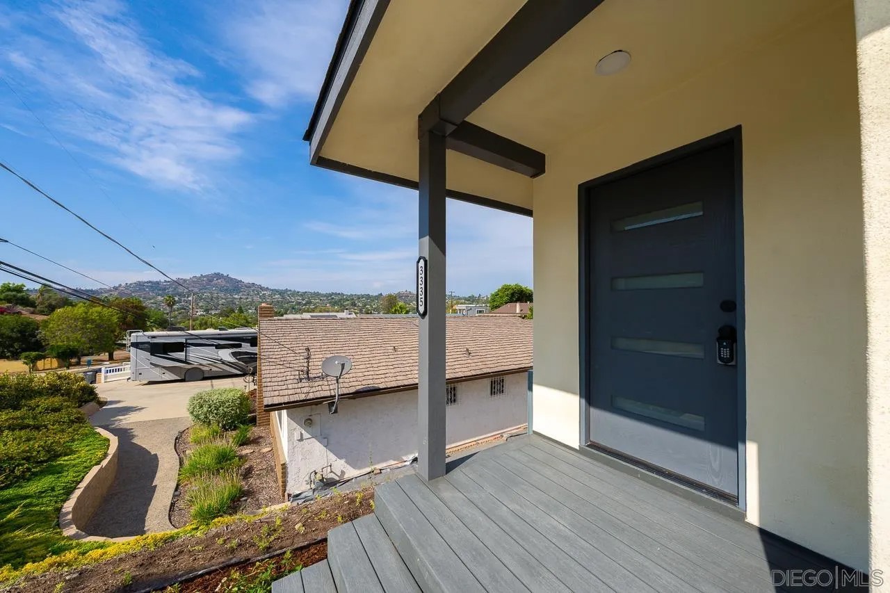 3335-37 S Barcelona St