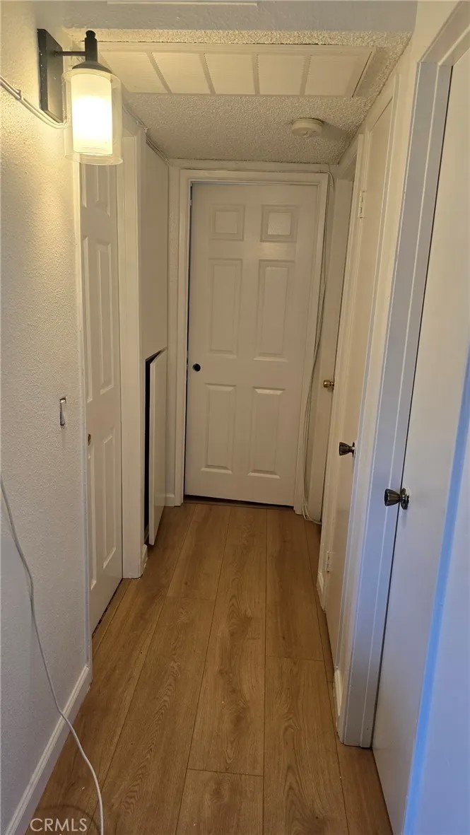 15516 Nordhoff 106