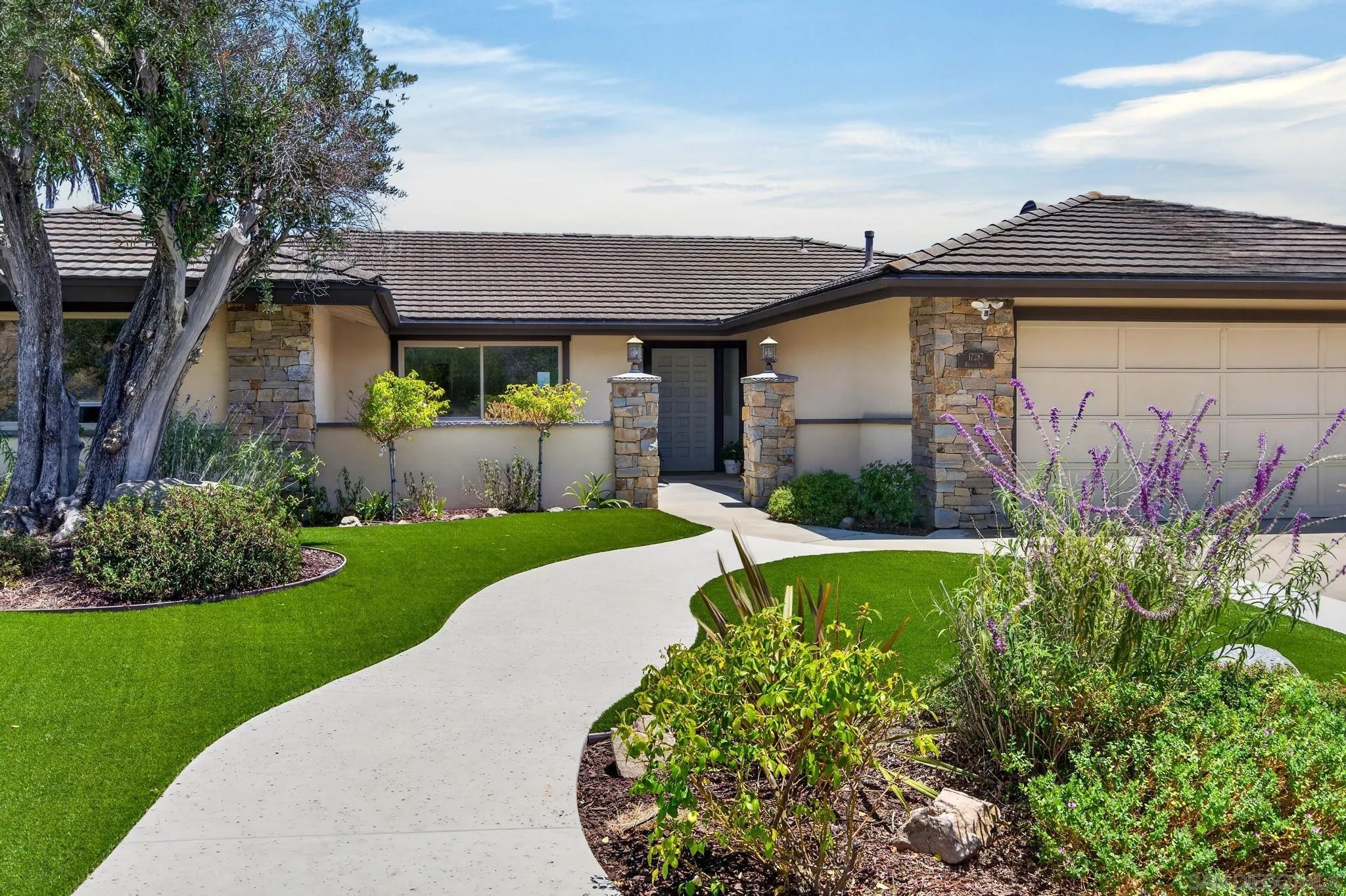 17287 Regalo Ln