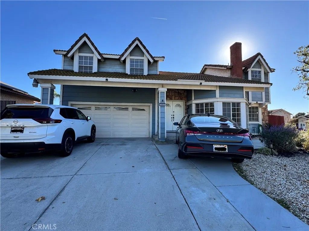 Photo of 13931 Shadow Dr, Fontana, CA 92337 (MLS # WS25273241)