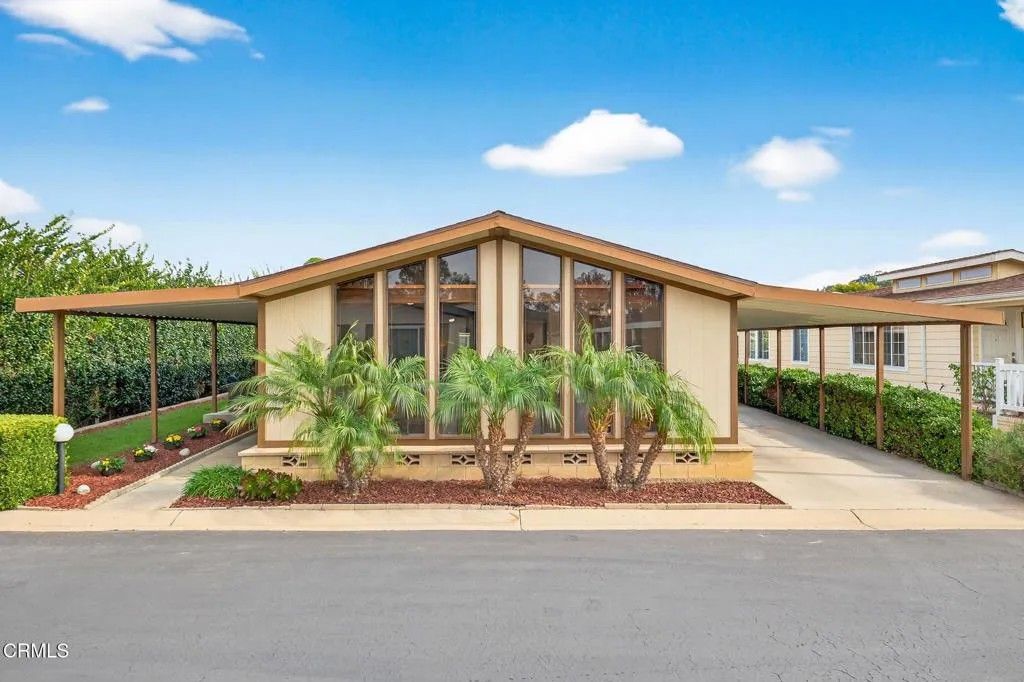 Photo of 4700 Aurora Dr #75, Ventura, CA 93003 (MLS # V1-34280)