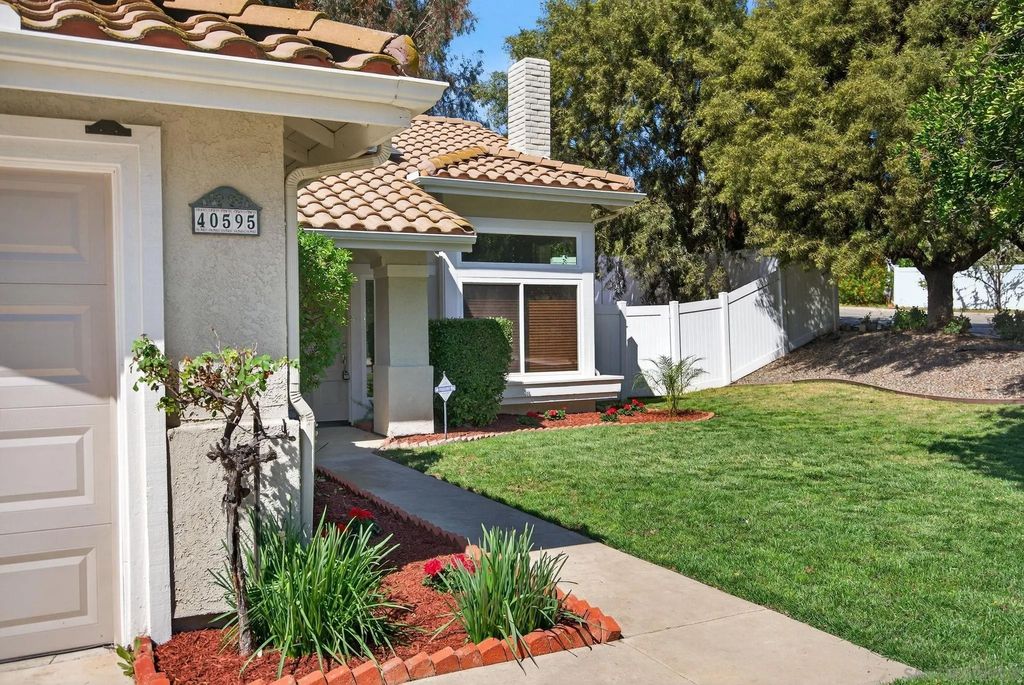 Photo of 40595 Symeron Way, Murrieta, CA 92562 (MLS # 260005927)